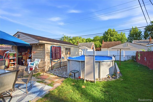 13491 Superior Street, Southgate, MI 48195