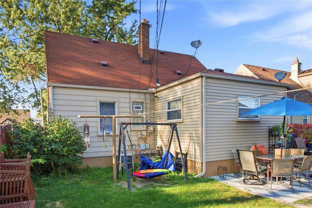 13491 Superior Street, Southgate, MI 48195