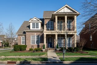 636 Patriot Ln, Franklin, TN 37067