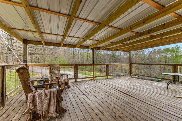 180 Hill Rd, Vanleer, TN 37181