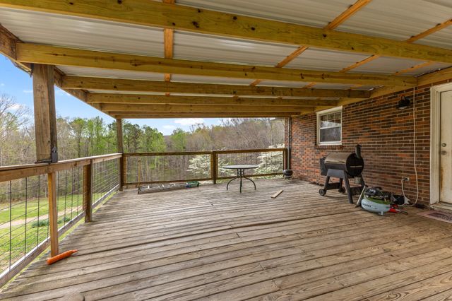 180 Hill Rd, Vanleer, TN 37181