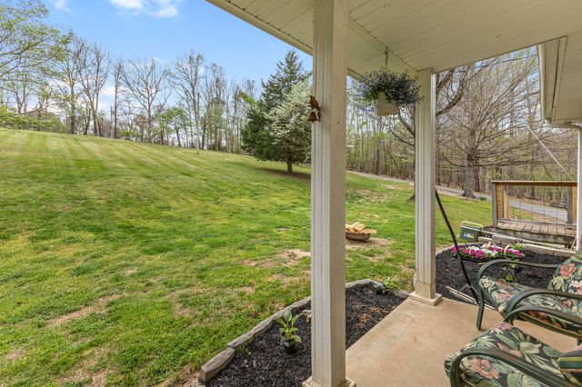 180 Hill Rd, Vanleer, TN 37181