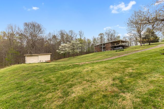 180 Hill Rd, Vanleer, TN 37181
