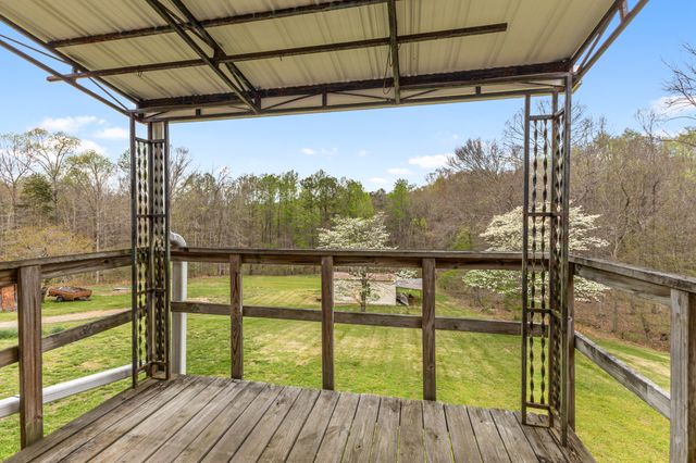 180 Hill Rd, Vanleer, TN 37181