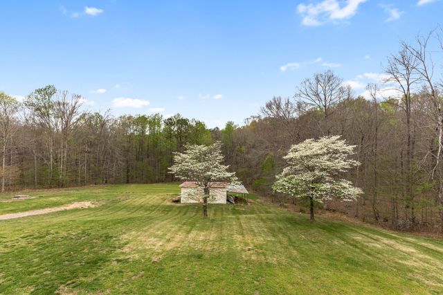 180 Hill Rd, Vanleer, TN 37181