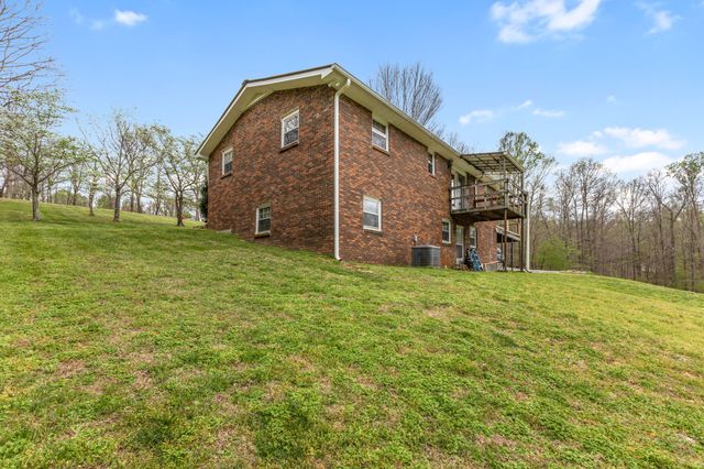 180 Hill Rd, Vanleer, TN 37181
