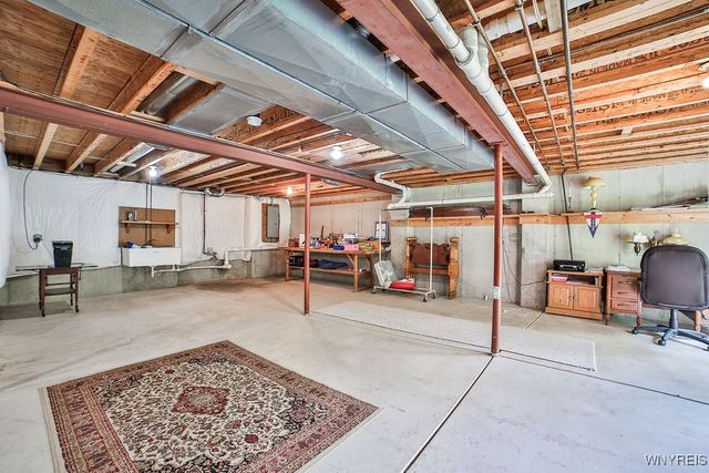 480 Whitehaven Road, Grand Island, NY 14072