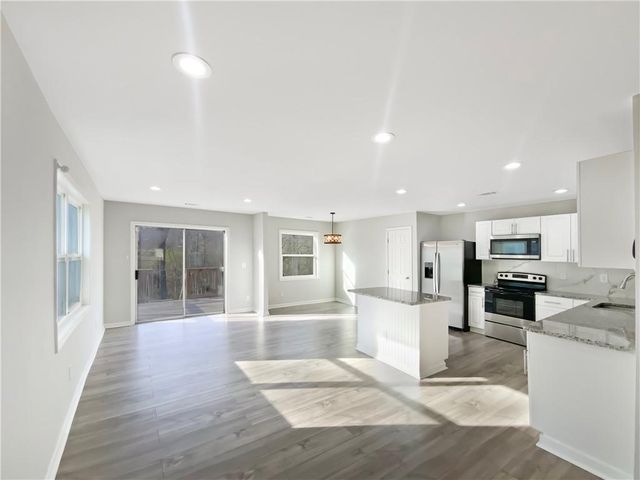 7062 Sir Galahad Way, Jonesboro, GA 30236