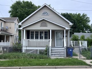 1129 Dr Martin Luther King DRIVE, Racine, WI 53404