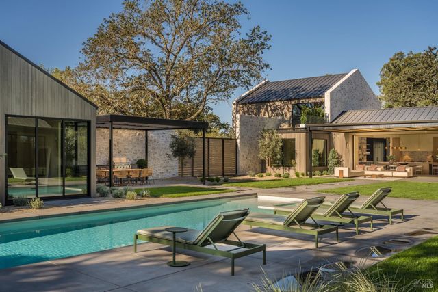 1438 Ridge Valley Rd, Sonoma, CA 95476