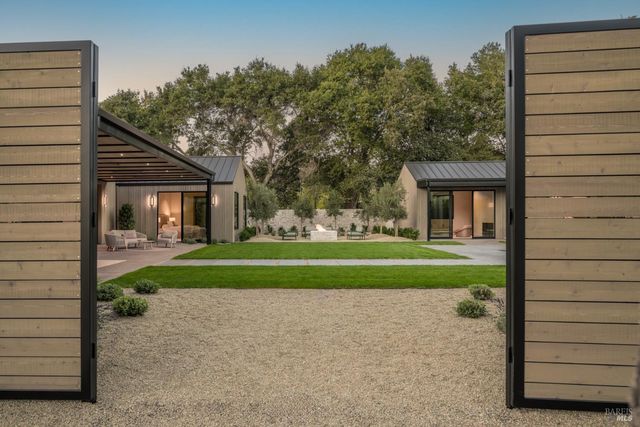 1438 Ridge Valley Rd, Sonoma, CA 95476