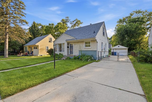 19353 Denby Street, Redford, MI 48240