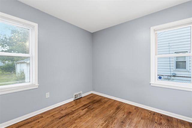 19353 Denby Street, Redford, MI 48240