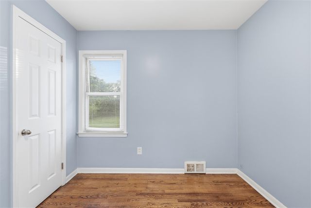 19353 Denby Street, Redford, MI 48240