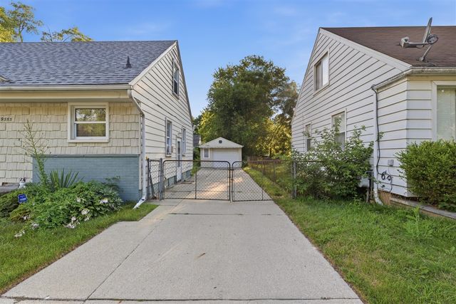 19353 Denby Street, Redford, MI 48240