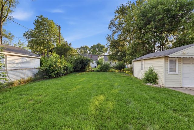 19353 Denby Street, Redford, MI 48240