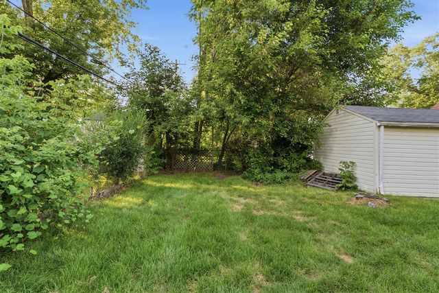 19353 Denby Street, Redford, MI 48240