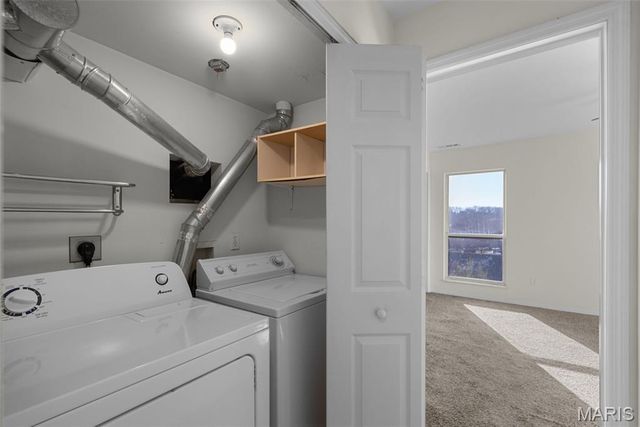 1724 Whispering Creek Drive A, Ballwin, MO 63021