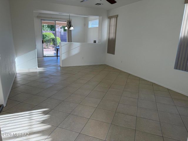 8095 W Cottonwood Wash Way, Marana, AZ 85743