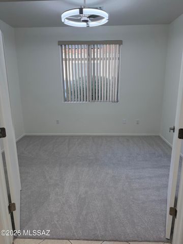 8095 W Cottonwood Wash Way, Marana, AZ 85743