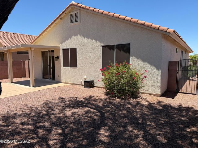 8095 W Cottonwood Wash Way, Marana, AZ 85743