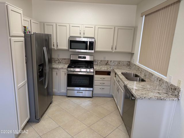 8095 W Cottonwood Wash Way, Marana, AZ 85743