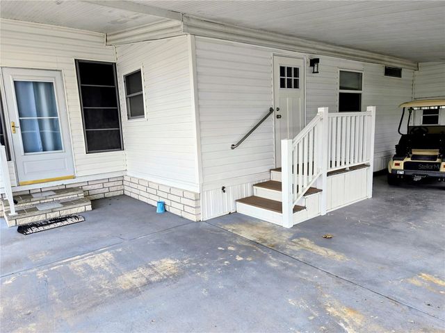 6326 FRIENDSHIP LANE, Zephyrhills, FL 33542