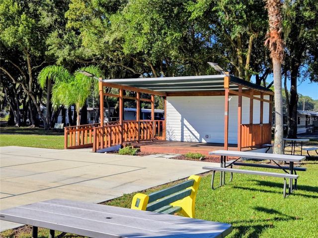 6326 FRIENDSHIP LANE, Zephyrhills, FL 33542