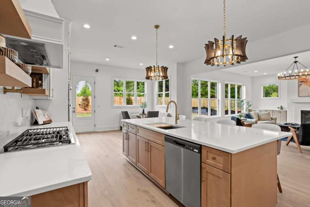 2464 Working Way, Marietta, GA 30066