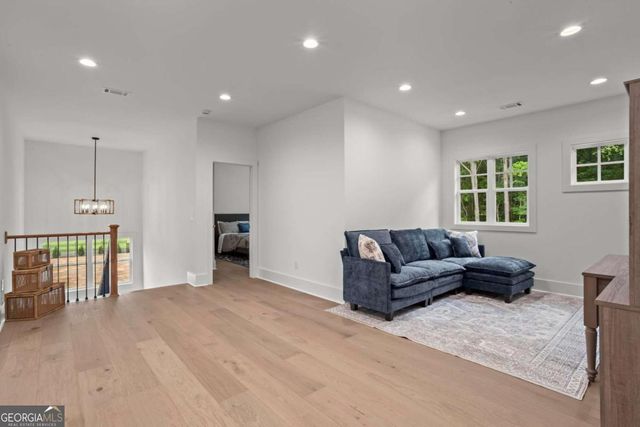 2464 Working Way, Marietta, GA 30066