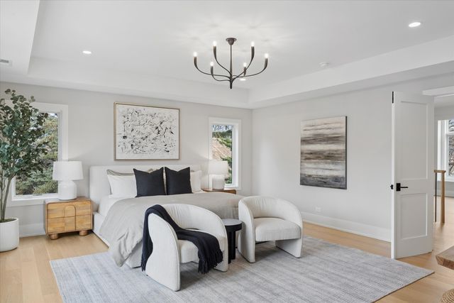 580 S Kearsage Avenue, Elmhurst, IL 60126