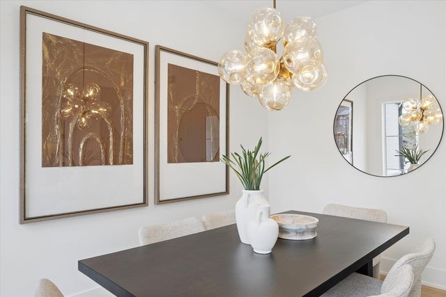 580 S Kearsage Avenue, Elmhurst, IL 60126