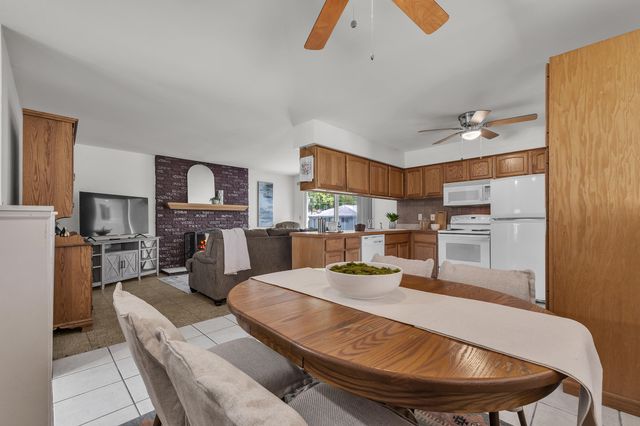 1243 Springer Street, Westland, MI 48186
