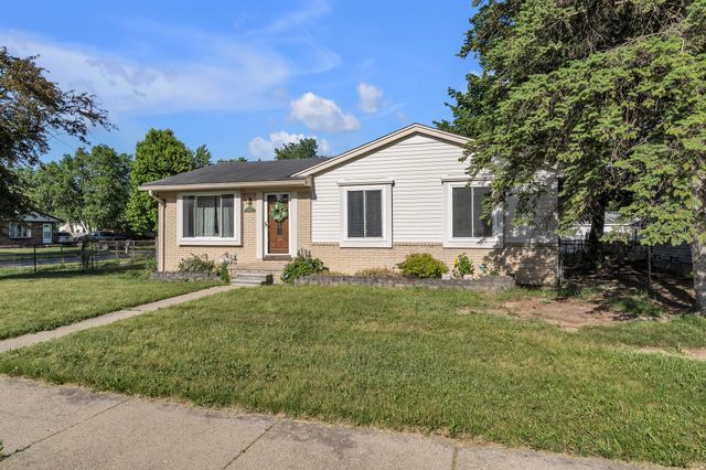 1243 Springer Street, Westland, MI 48186