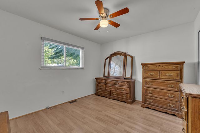 1243 Springer Street, Westland, MI 48186
