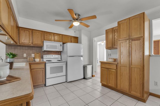 1243 Springer Street, Westland, MI 48186