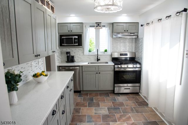 47 Stanley Ave, Nutley Twp., NJ 07110