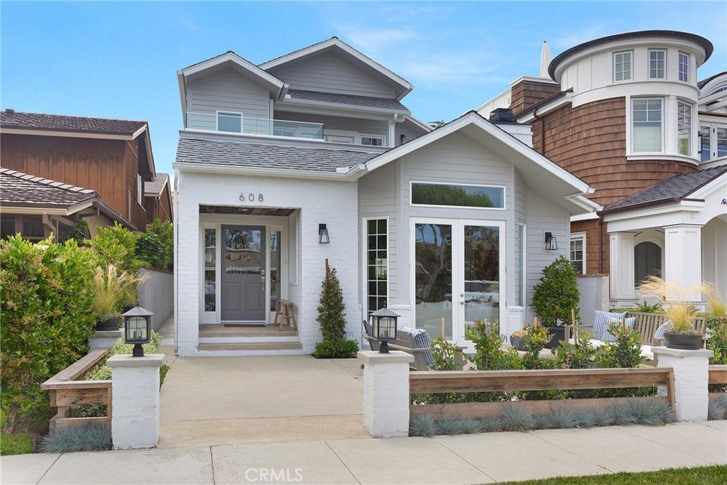 608 & 608 .5 Acacia Avenue, Corona Del Mar, CA 92625