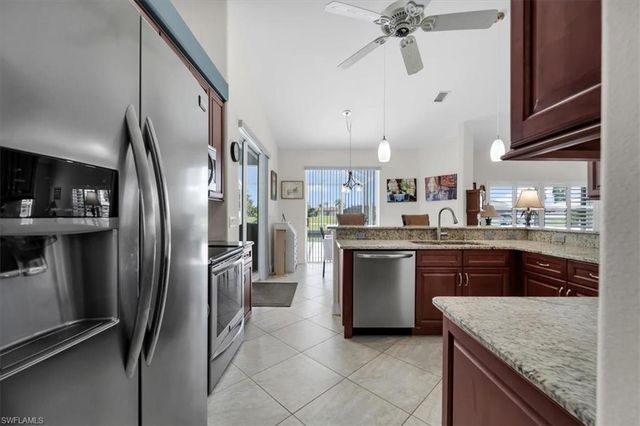 1157 SE 32nd TER, Cape Coral, FL 33904