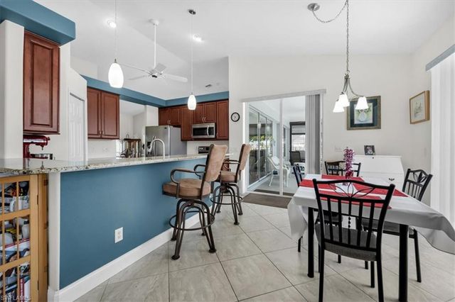 1157 SE 32nd TER, Cape Coral, FL 33904