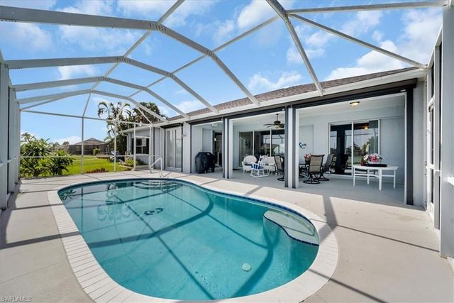 1157 SE 32nd TER, Cape Coral, FL 33904