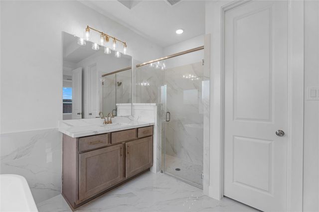 425 Buckaroo DR, Georgetown, TX 78633