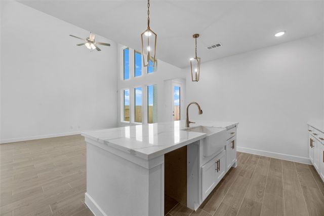 425 Buckaroo DR, Georgetown, TX 78633