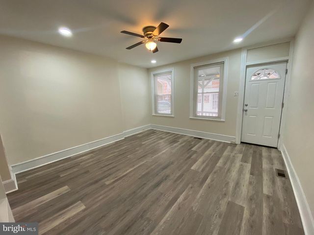 220 PEARL ST, Norristown, PA 19401