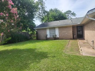 505 Allen Court, Alvin, TX 77511