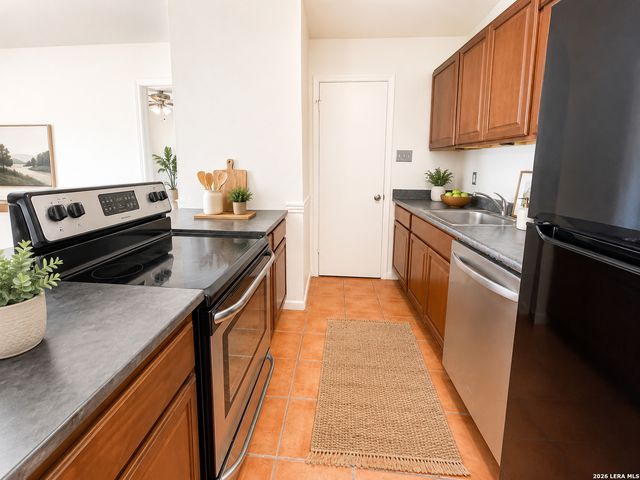 6307 Waddesdon Wood, San Antonio, TX 78233