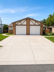 6307 Waddesdon Wood, San Antonio, TX 78233