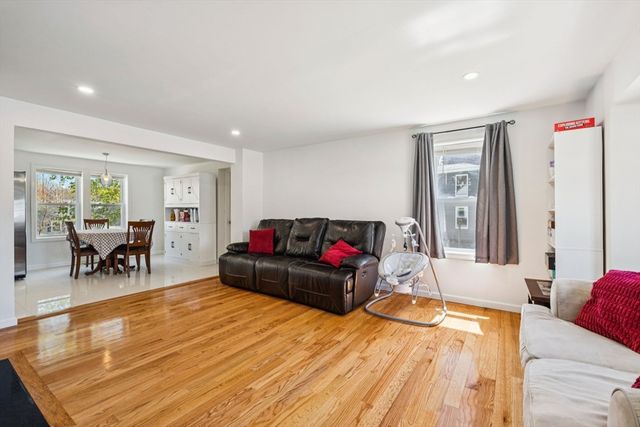 633 Main Street, Leominster, MA 01453