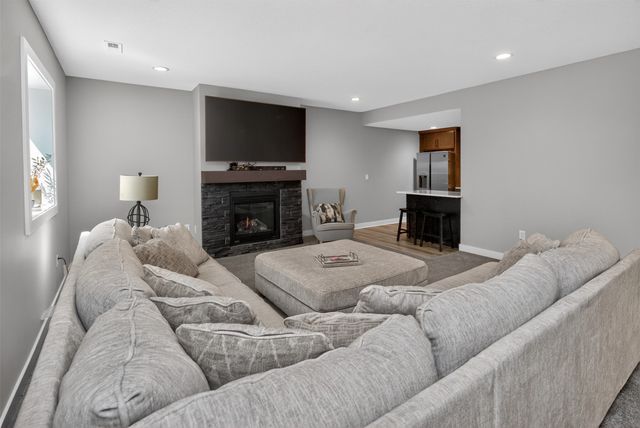 1532 Marina Cove Drive, Polk City, IA 50226
