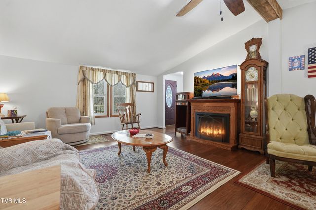 7209 Hunsucker Road, Norton, VA 24273